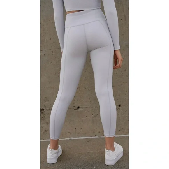 Athletic Ribbed Workout Set - Picture 3 of 10